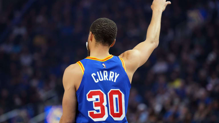 Stephen Curry Hosts 7th Annual Curry Camp